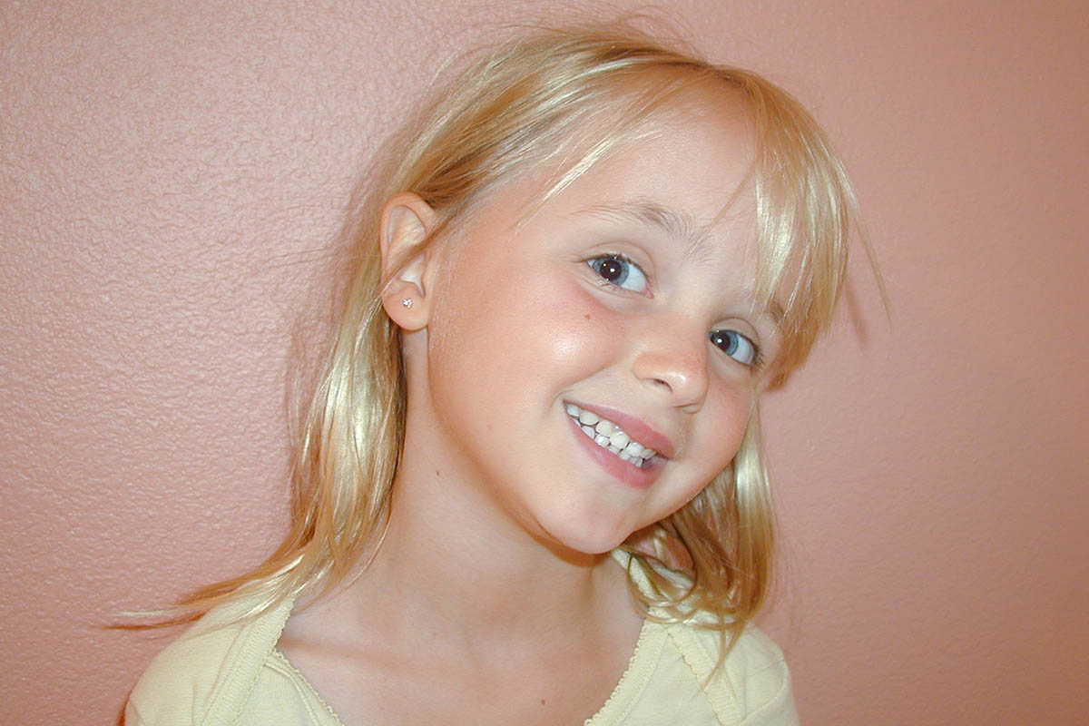 Amber looking like an angel